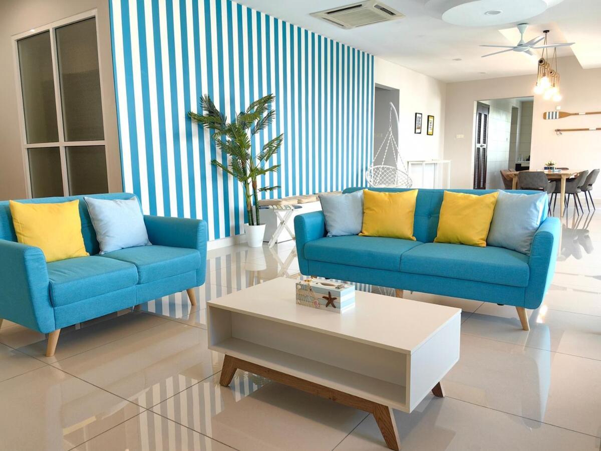 A3a L Near Klcc Trx L Santorini L 18 Guests